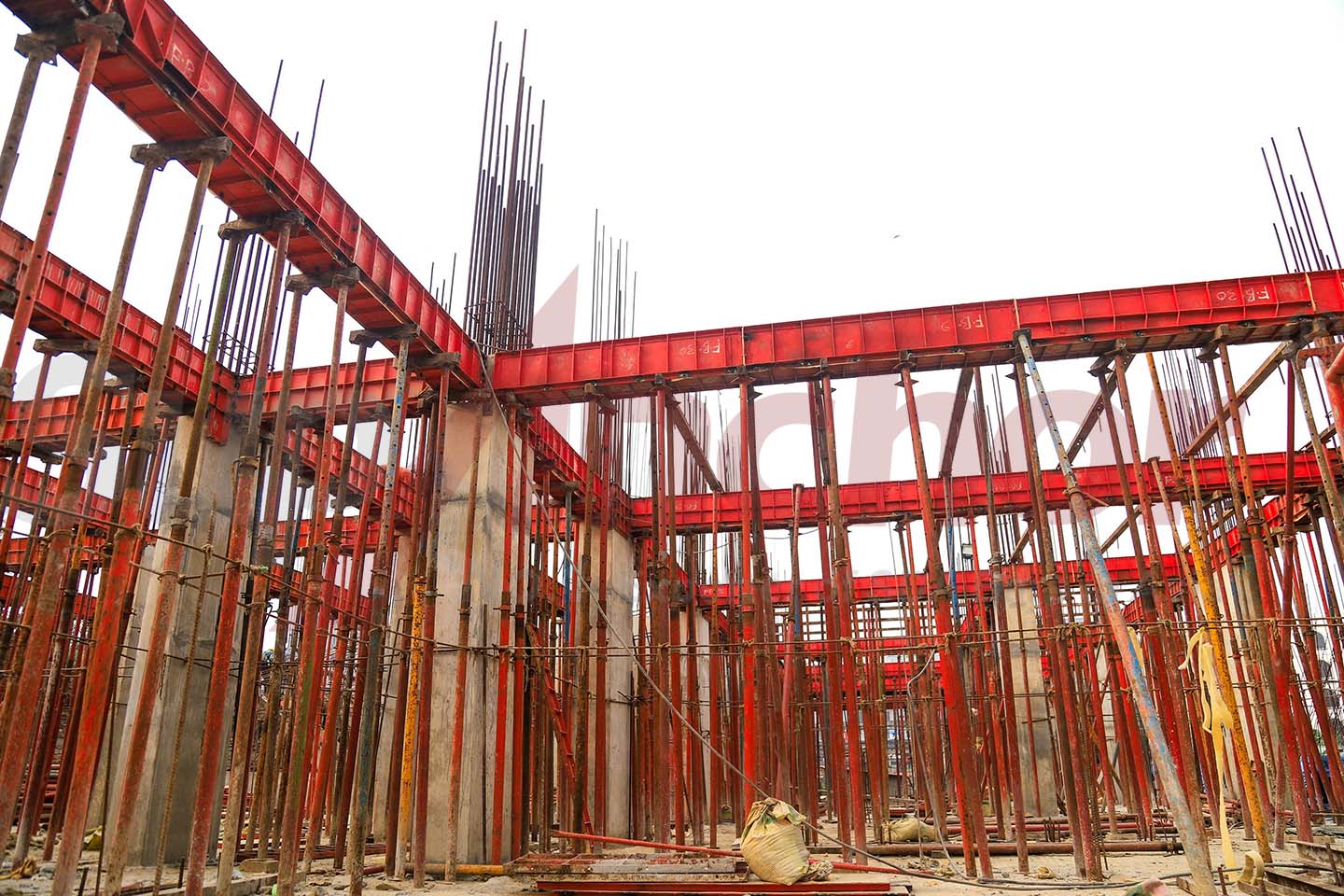 Construction site using SupAnchor self drilling anchor system