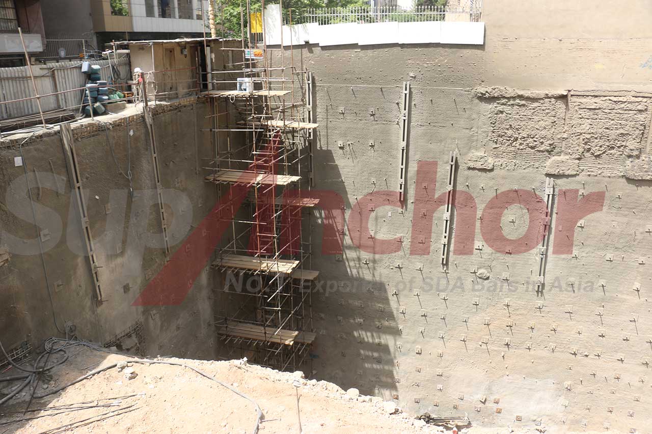 Construction site using SupAnchor self drilling anchor system