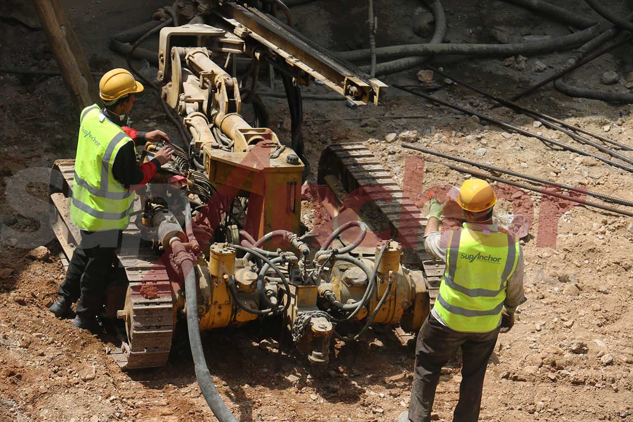 Construction site using SupAnchor self drilling anchor system