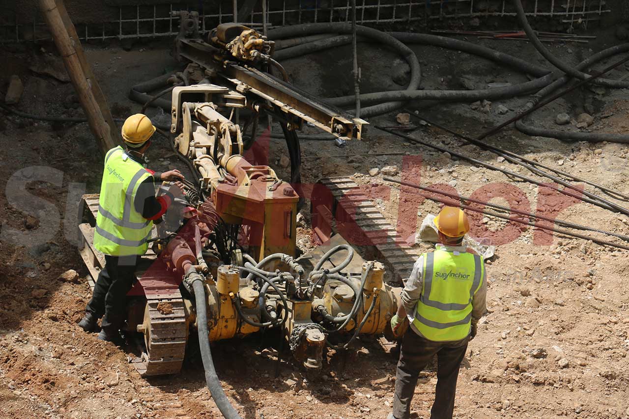 Construction site using SupAnchor self drilling anchor system