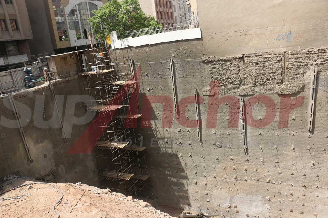 Construction site using SupAnchor self drilling anchor system