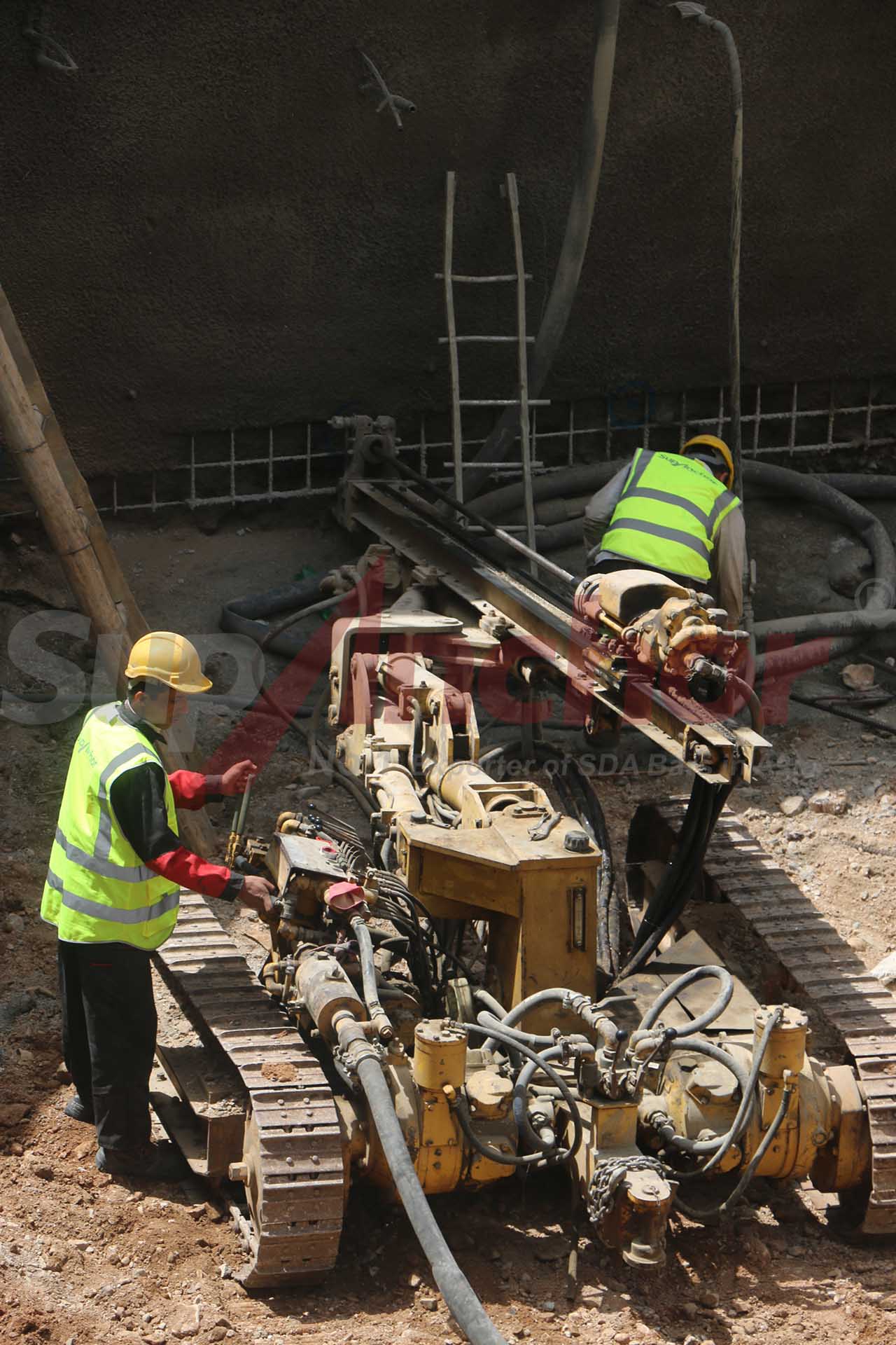 Construction site using SupAnchor self drilling anchor system