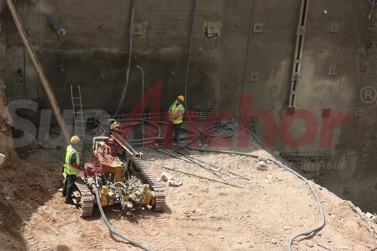 Construction site using SupAnchor self drilling anchor system