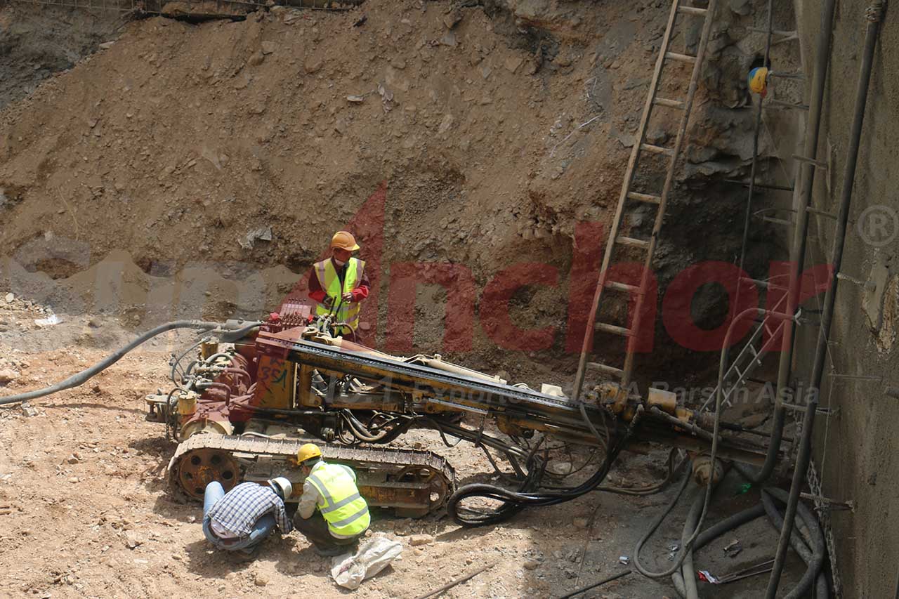 Construction site using SupAnchor self drilling anchor system