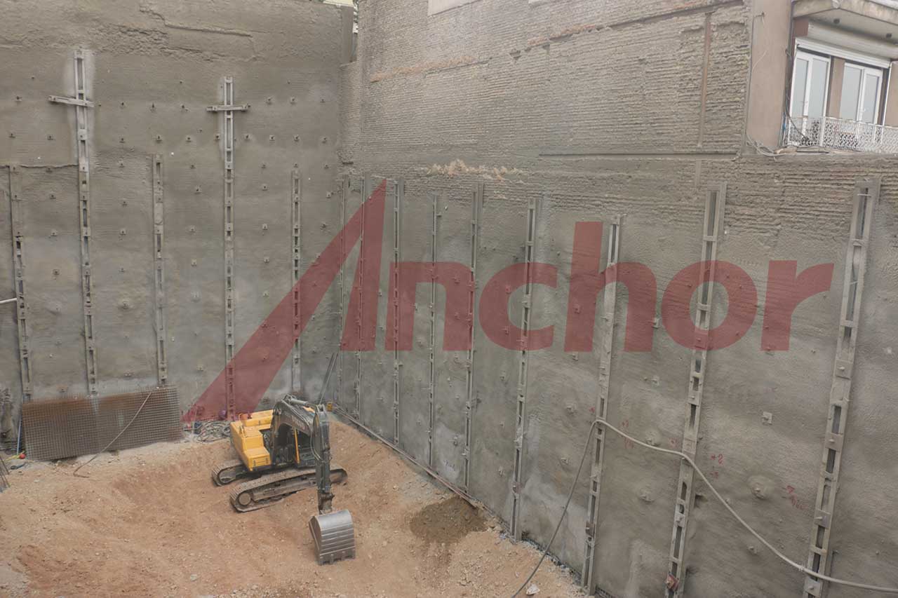 Construction site using SupAnchor self drilling anchor system