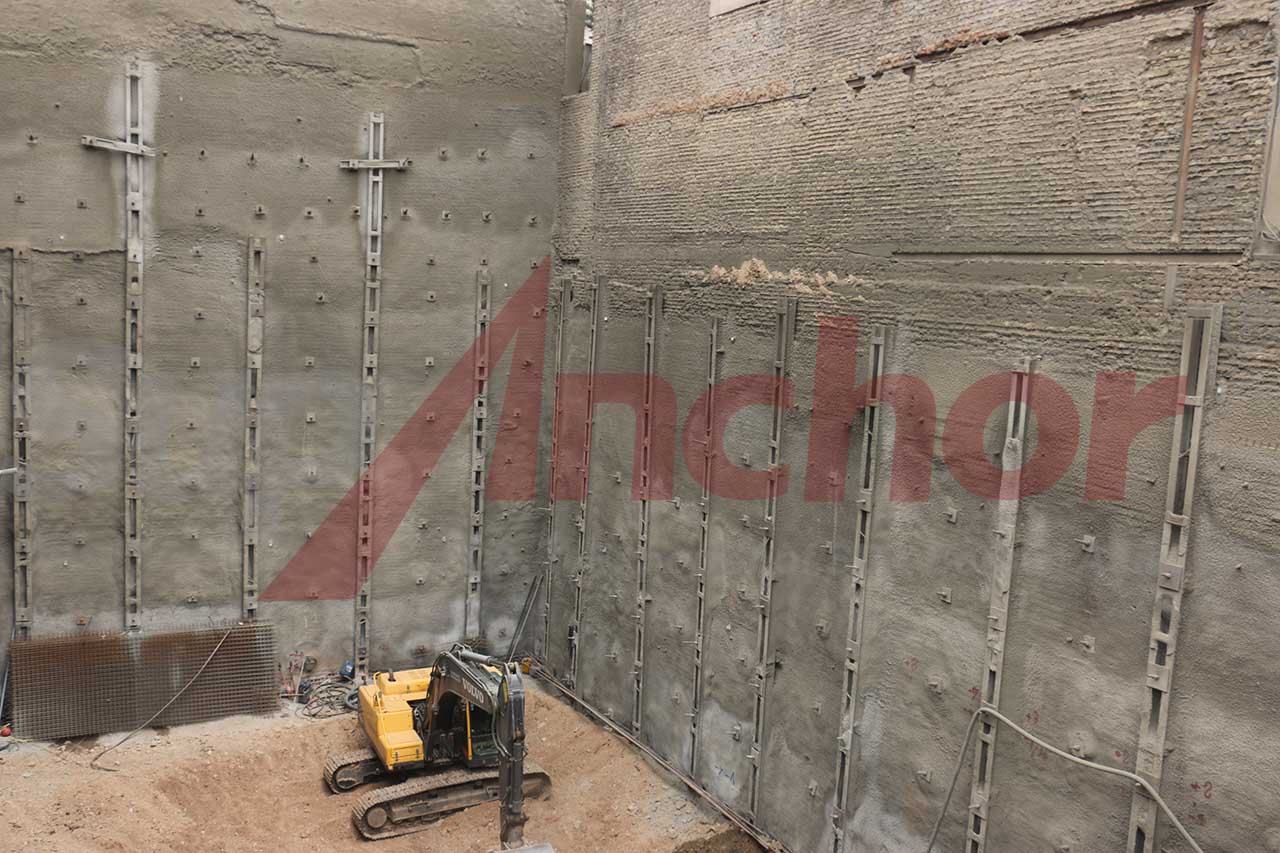 Construction site using SupAnchor self drilling anchor system