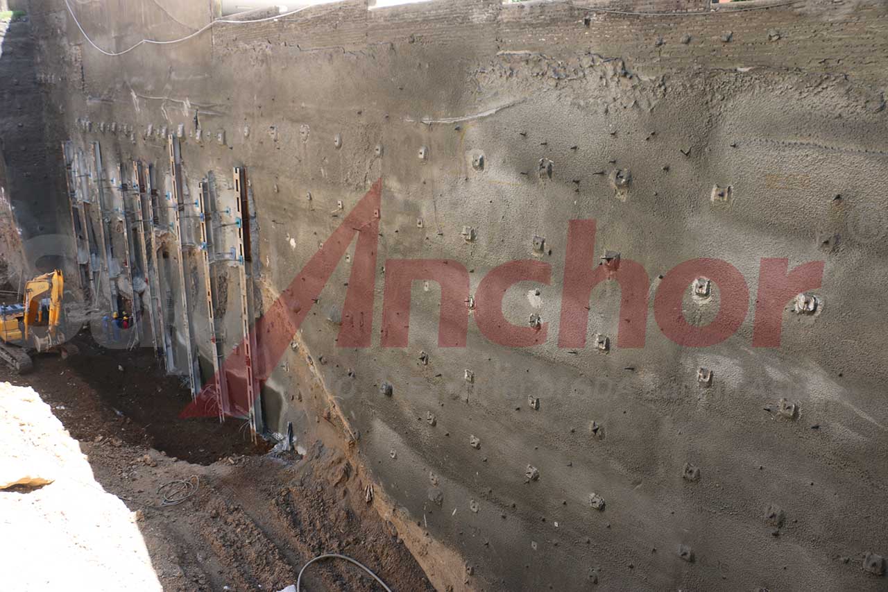 Construction site using SupAnchor self drilling anchor system