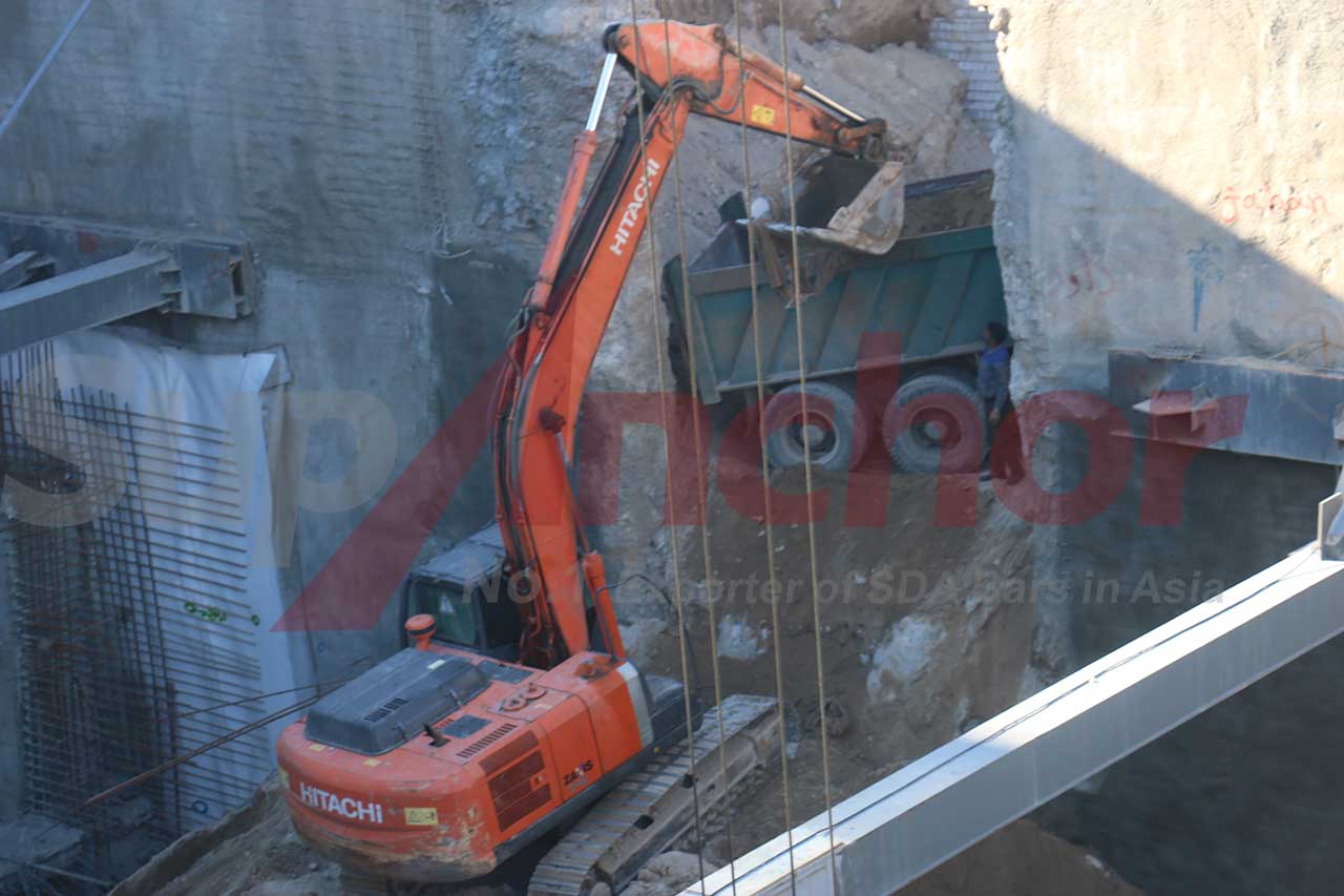 Construction site using SupAnchor self drilling anchor system