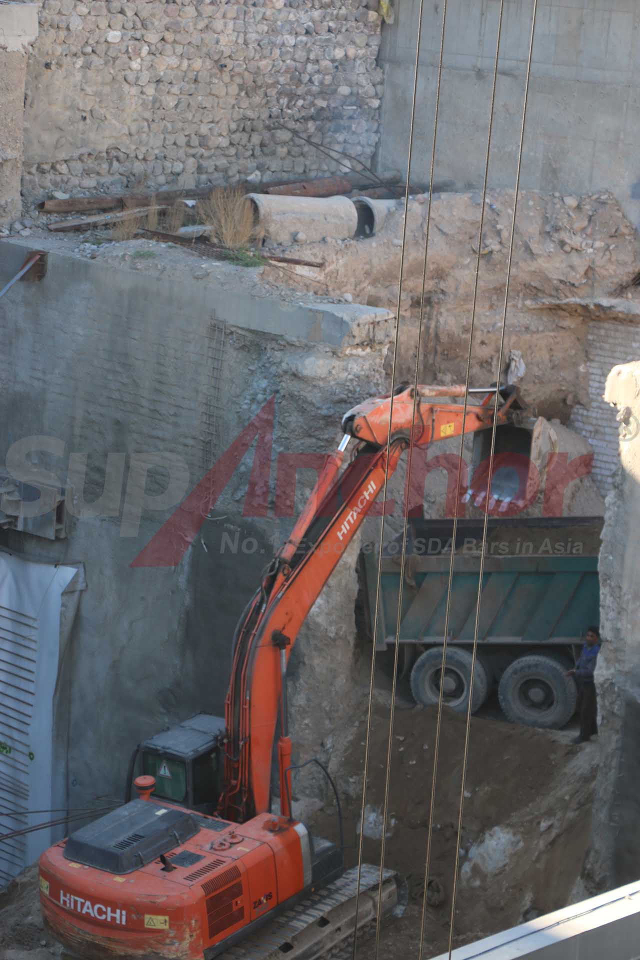 Construction site using SupAnchor self drilling anchor system