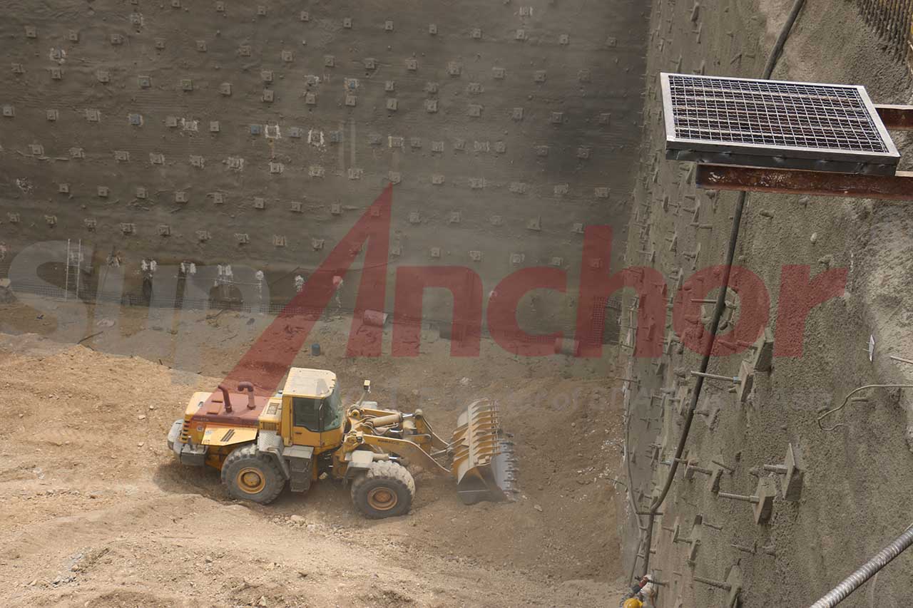 Construction site using SupAnchor self drilling anchor system