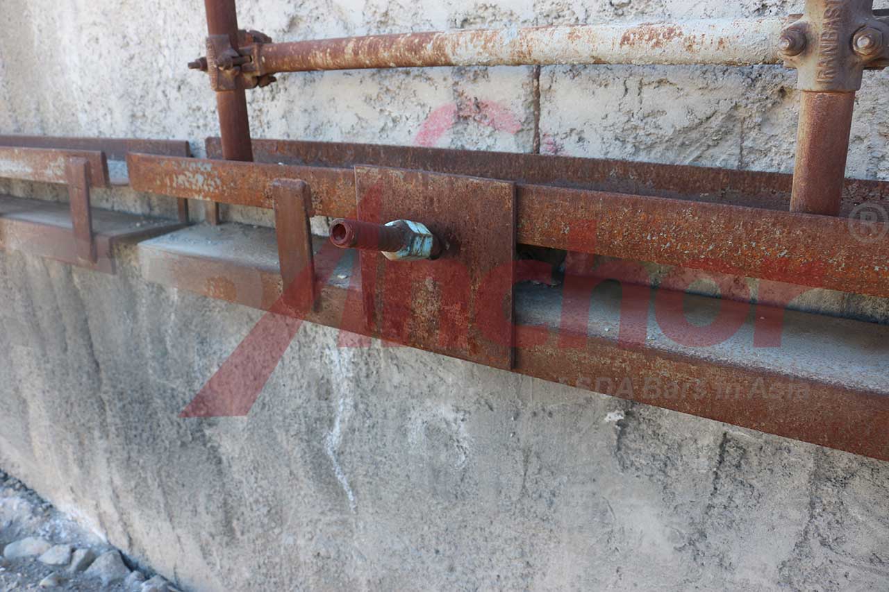 Construction site using SupAnchor self drilling anchor system