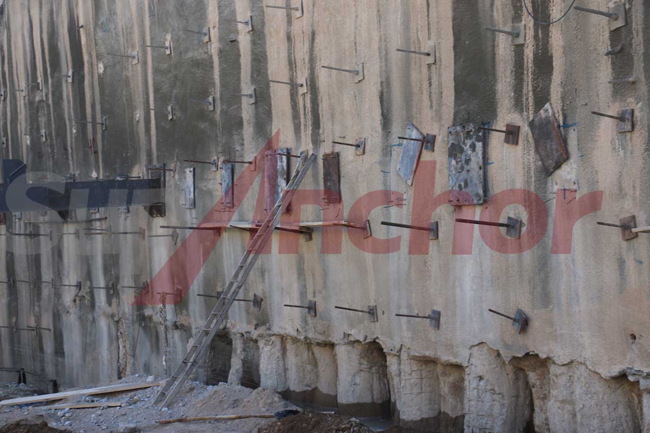 Construction site using SupAnchor self drilling anchor system