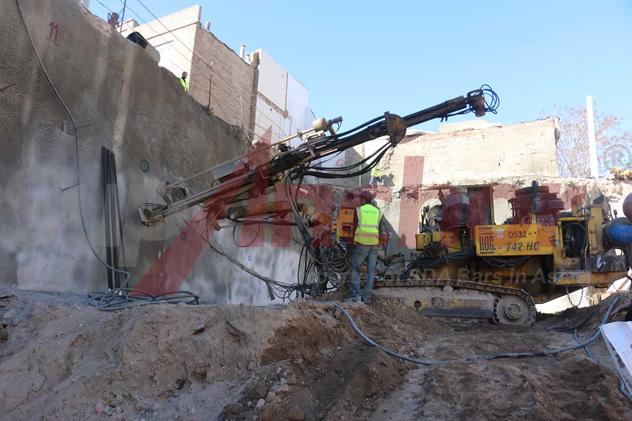 Construction site using SupAnchor self drilling anchor system
