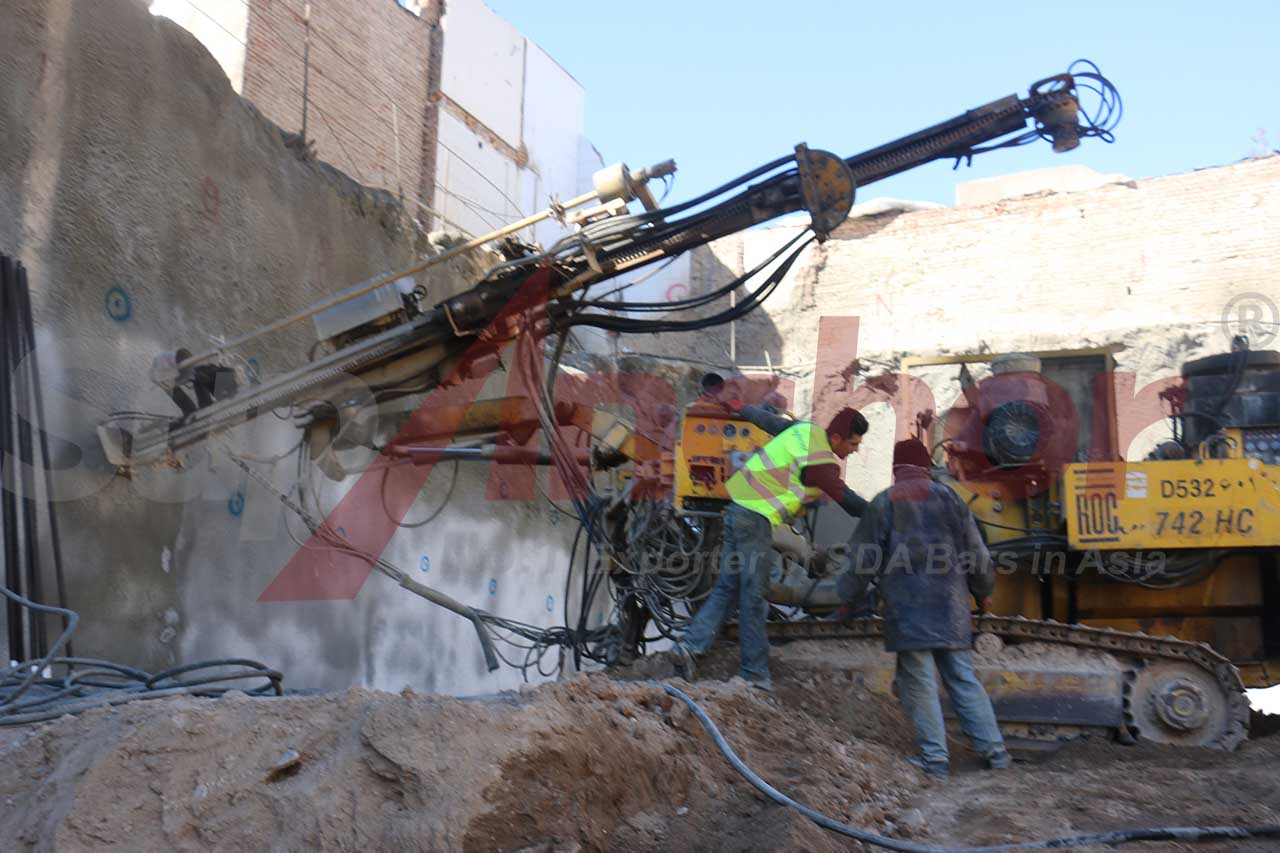 Construction site using SupAnchor self drilling anchor system