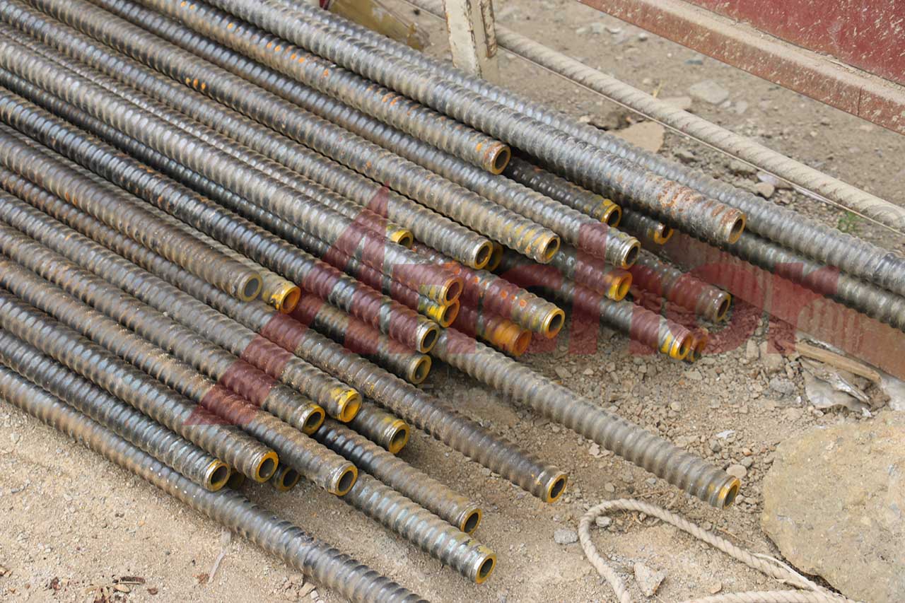 Construction site using SupAnchor self drilling anchor system