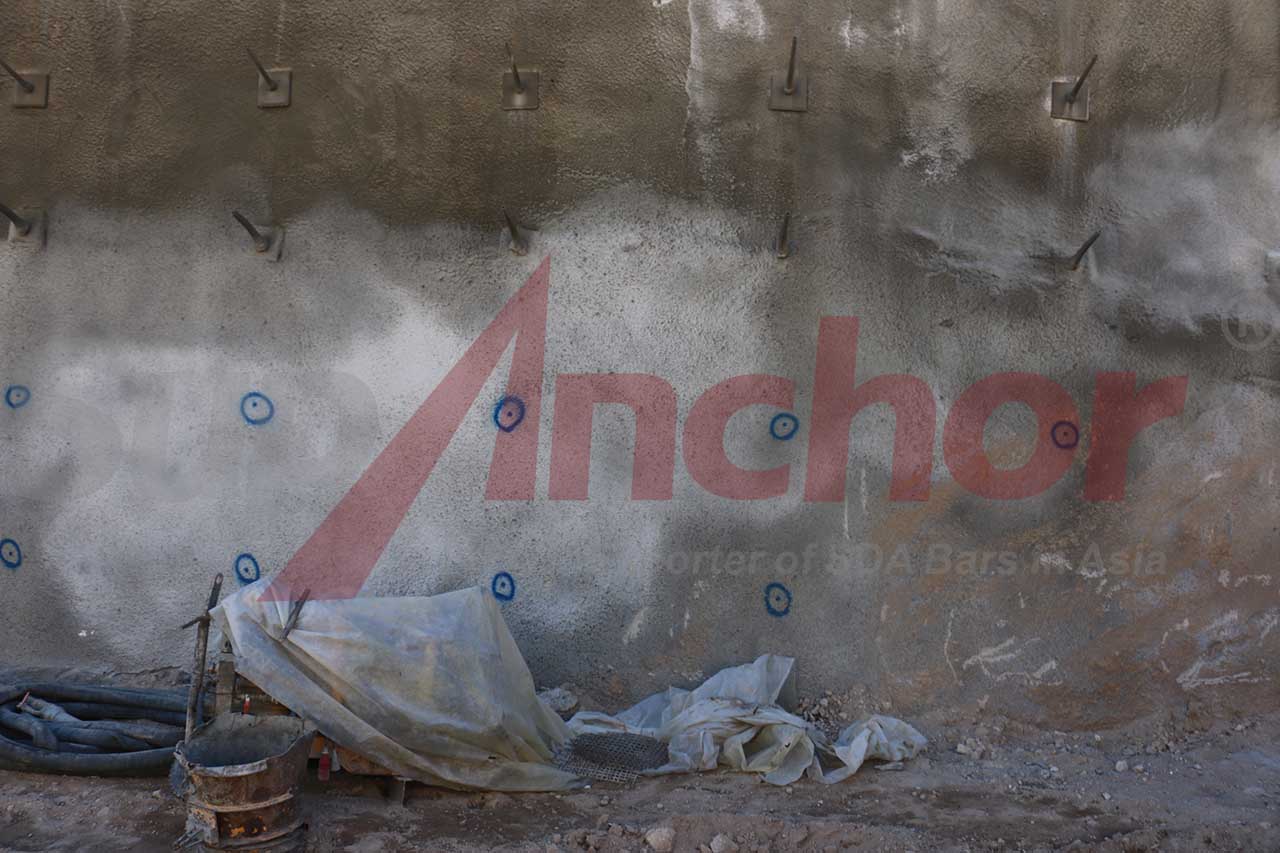 Construction site using SupAnchor self drilling anchor system