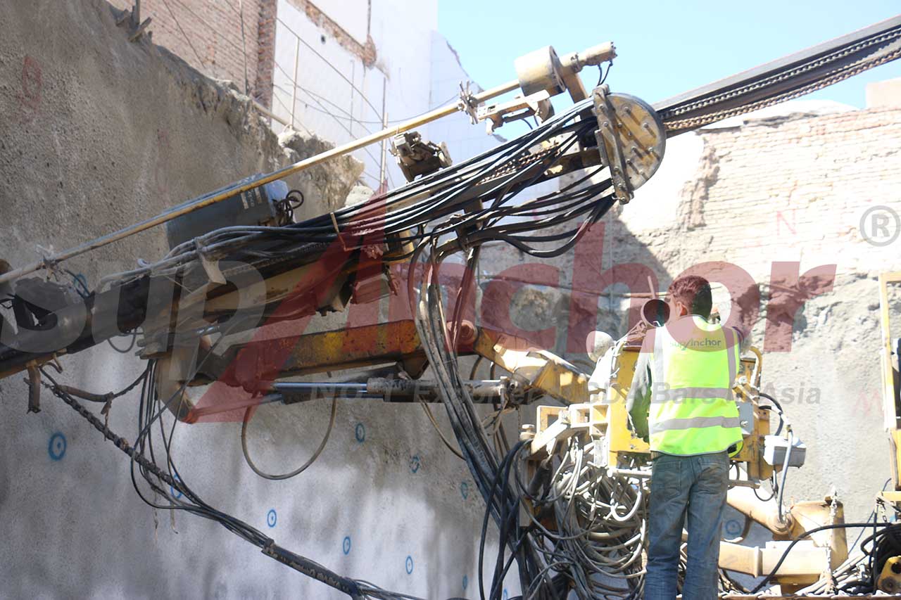 Construction site using SupAnchor self drilling anchor system