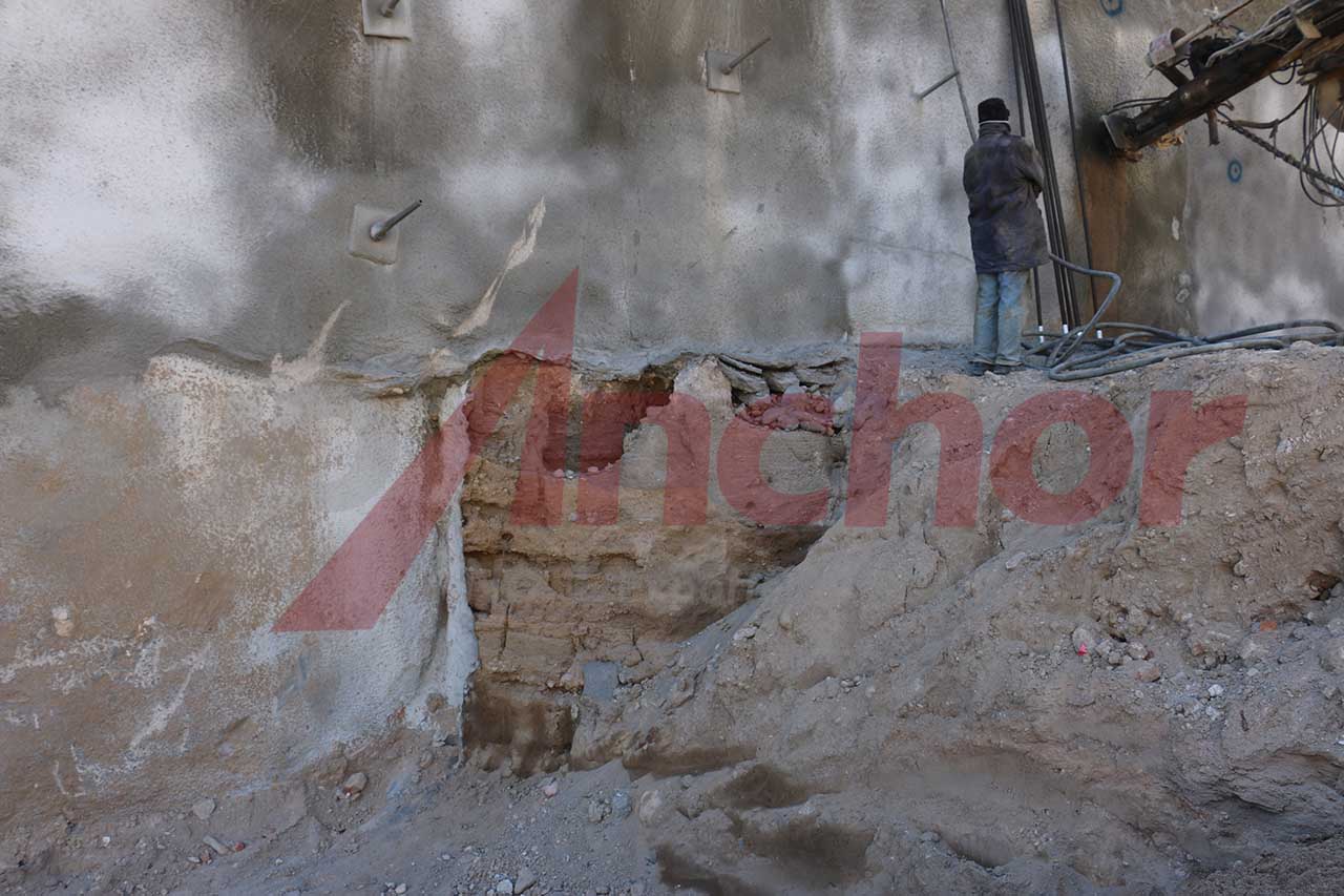 Construction site using SupAnchor self drilling anchor system