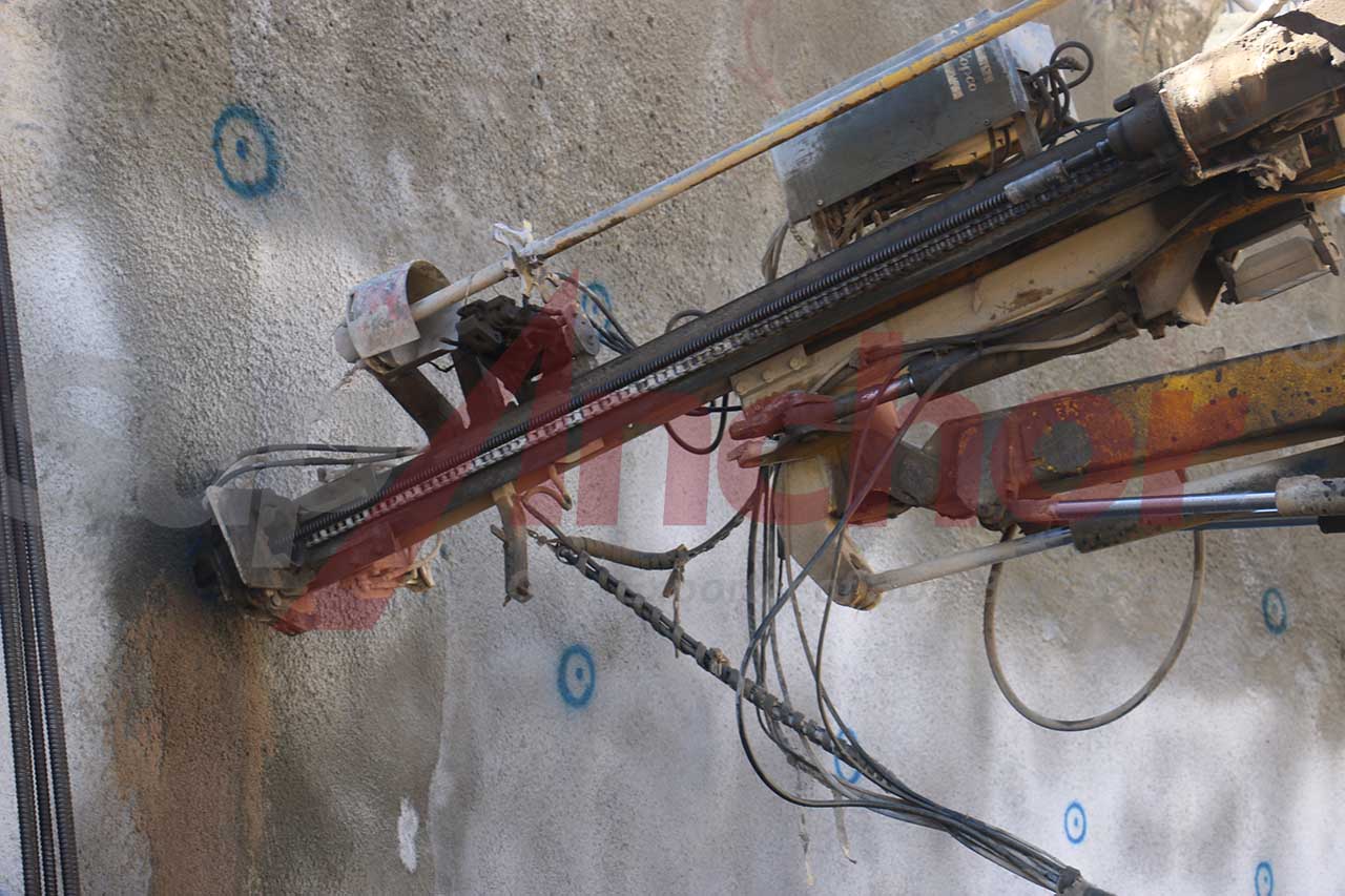 Construction site using SupAnchor self drilling anchor system