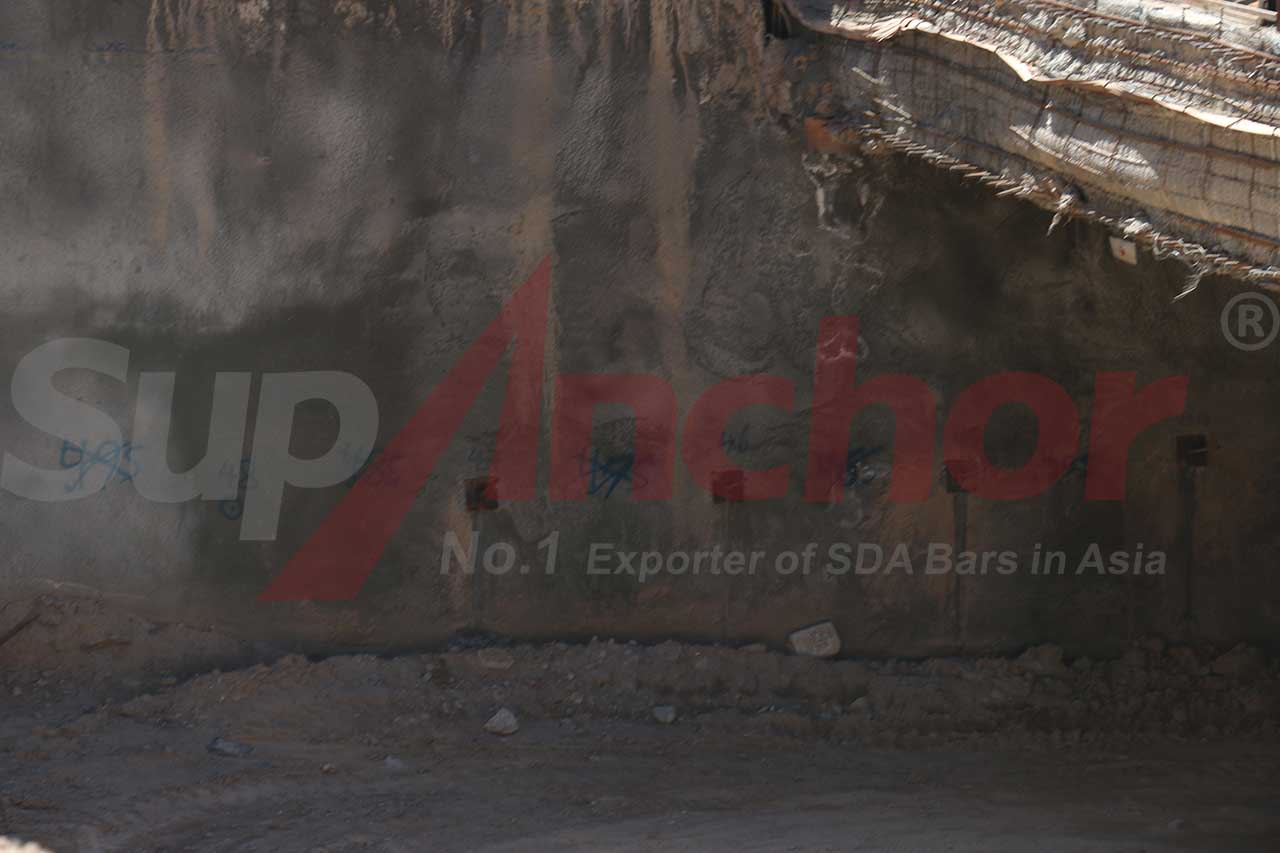 Construction site using SupAnchor self drilling anchor system