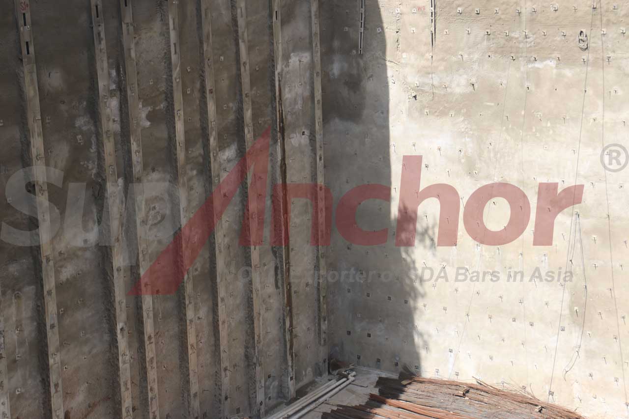 Construction site using SupAnchor self drilling anchor system