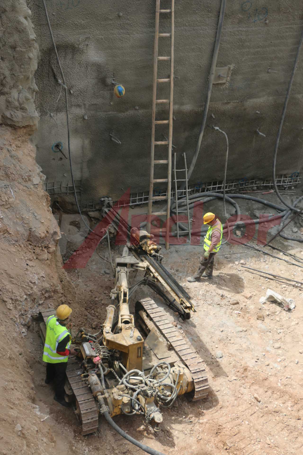 Construction site using SupAnchor self drilling anchor system